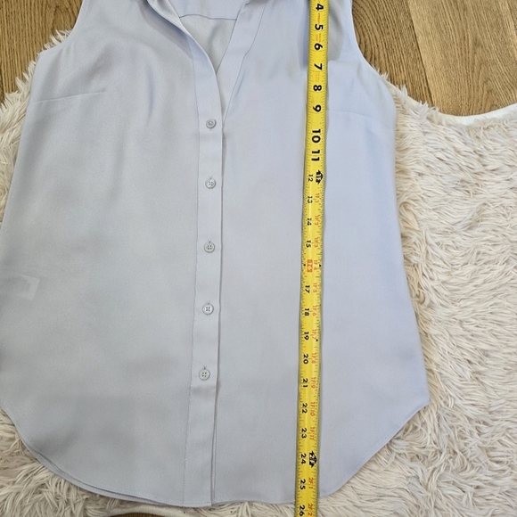 Ann Taylor Light Grey Sleeveless Button Up Blouse Extra Small - Picture 5 of 8